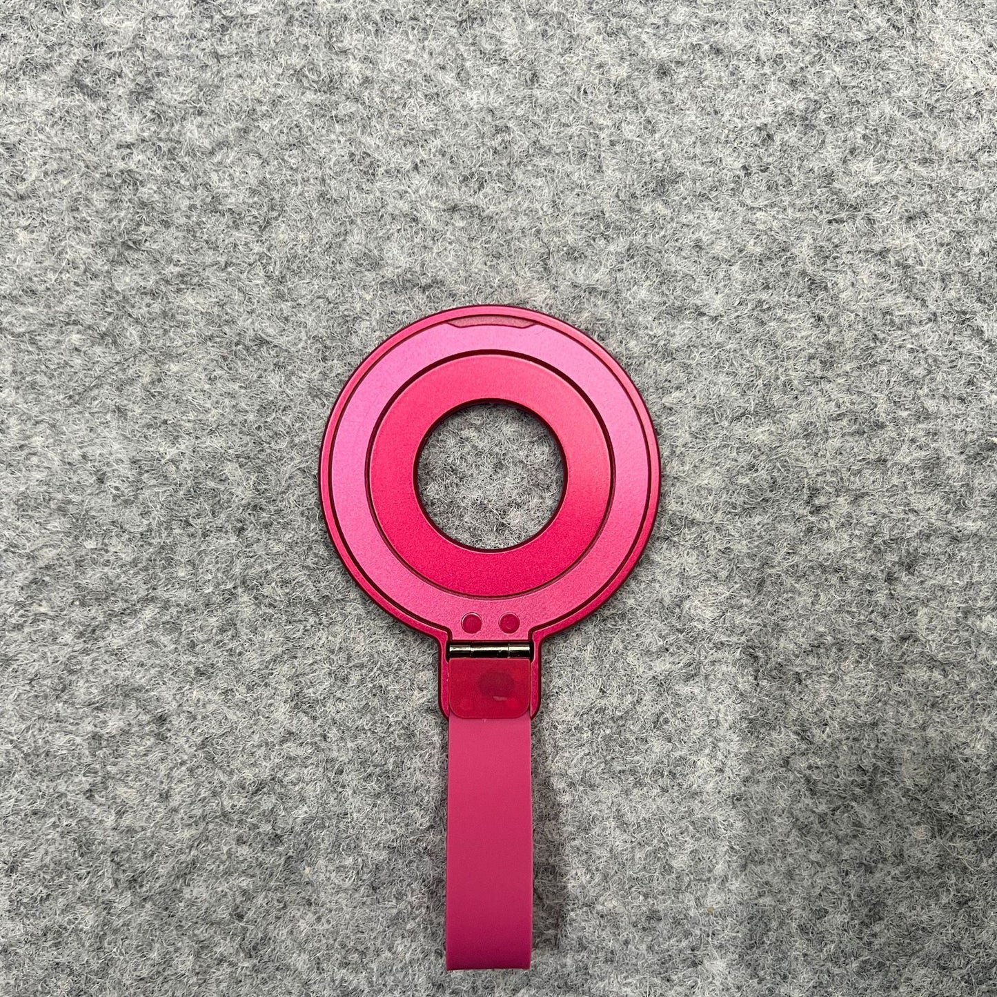 Portable Magnetic Wrist Strap Round Silicone Bracket