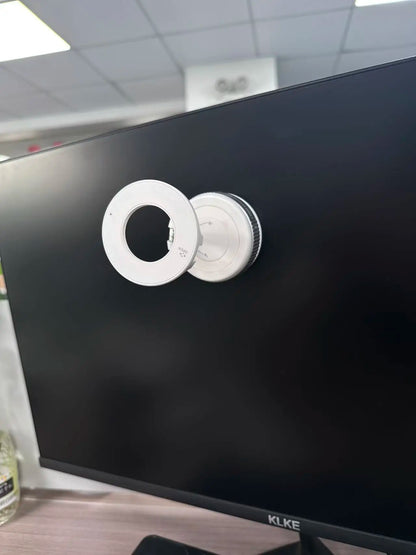 Foldable Magnetic Car Phone Holder Multi-directional Rotation