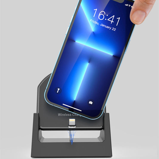 Popular Vertical Magnetic Wireless Charger 15W