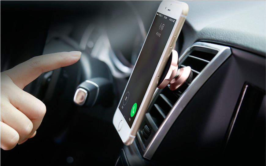 Best 360 degree rotating mobile phone car holder Magnetic holder